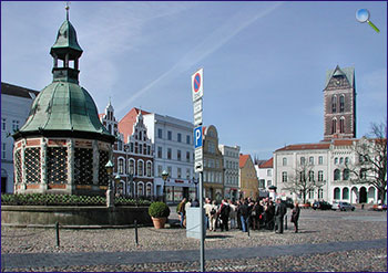 Die Wasserkunst auf dem Marktplatz der Hansestadt Wismar